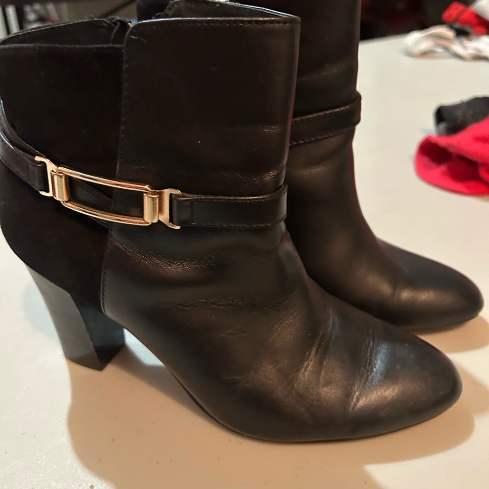 Elegant Black Ankle Boots